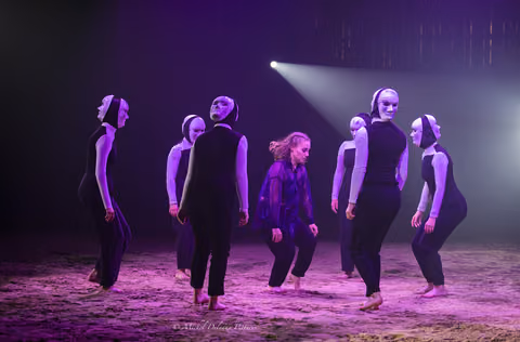 Photo 84 de la galerie du spectacle Nova.
